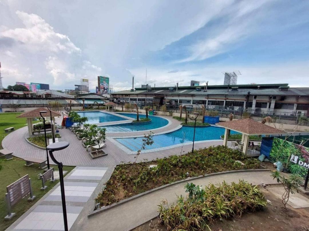 1Br Prisma Residences Dmci Stylish Condo Pasig City Екстер'єр фото