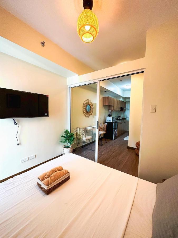 1Br Prisma Residences Dmci Stylish Condo Pasig City Екстер'єр фото