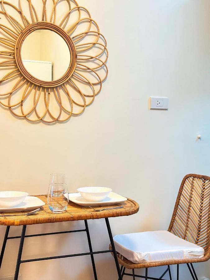1Br Prisma Residences Dmci Stylish Condo Pasig City Екстер'єр фото